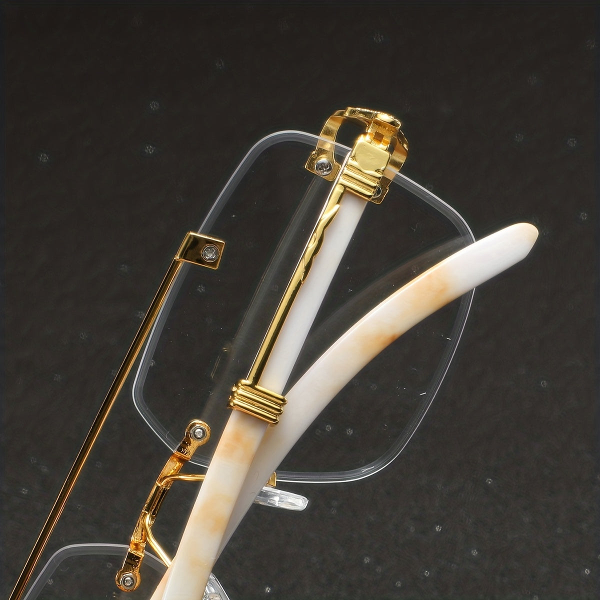 A Pair of Men'S Metal Square Frameless Retro High-End Exquisite Luxurious Business Casual Versatile Minimalist Stylish Flat Glasses