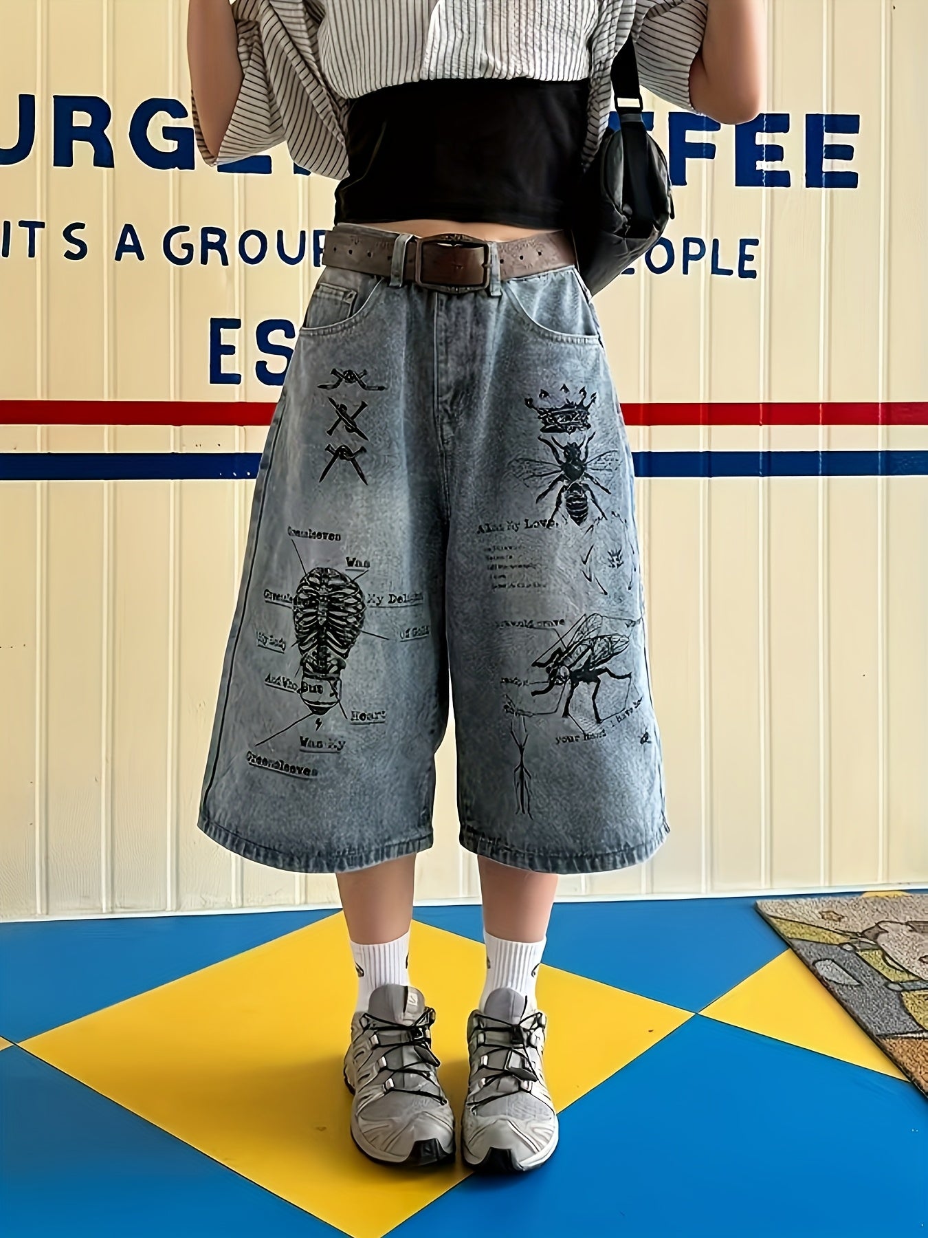 Short Jean Unisexe Style Rétro – Imprimé Graffiti Streetwear, Coupe Ample