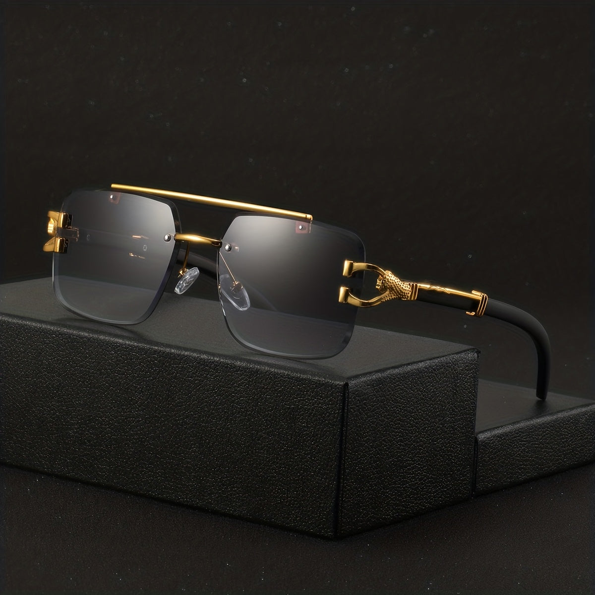 A Pair of Men'S Metal Square Frameless Retro High-End Exquisite Luxurious Business Casual Versatile Minimalist Stylish Flat Glasses