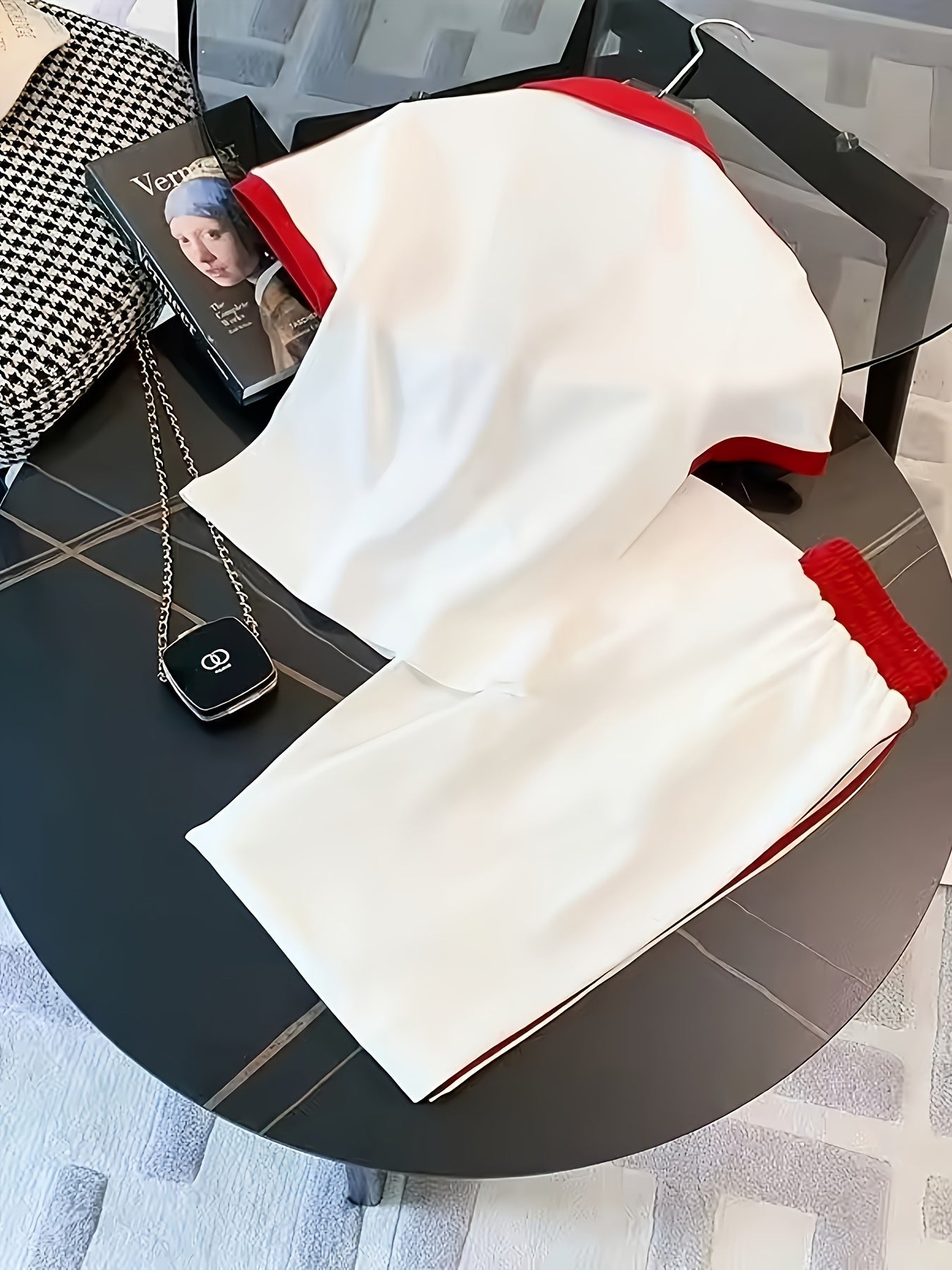 Ensemble Sport Femme – T-shirt Manche Courte et Pantalon Large