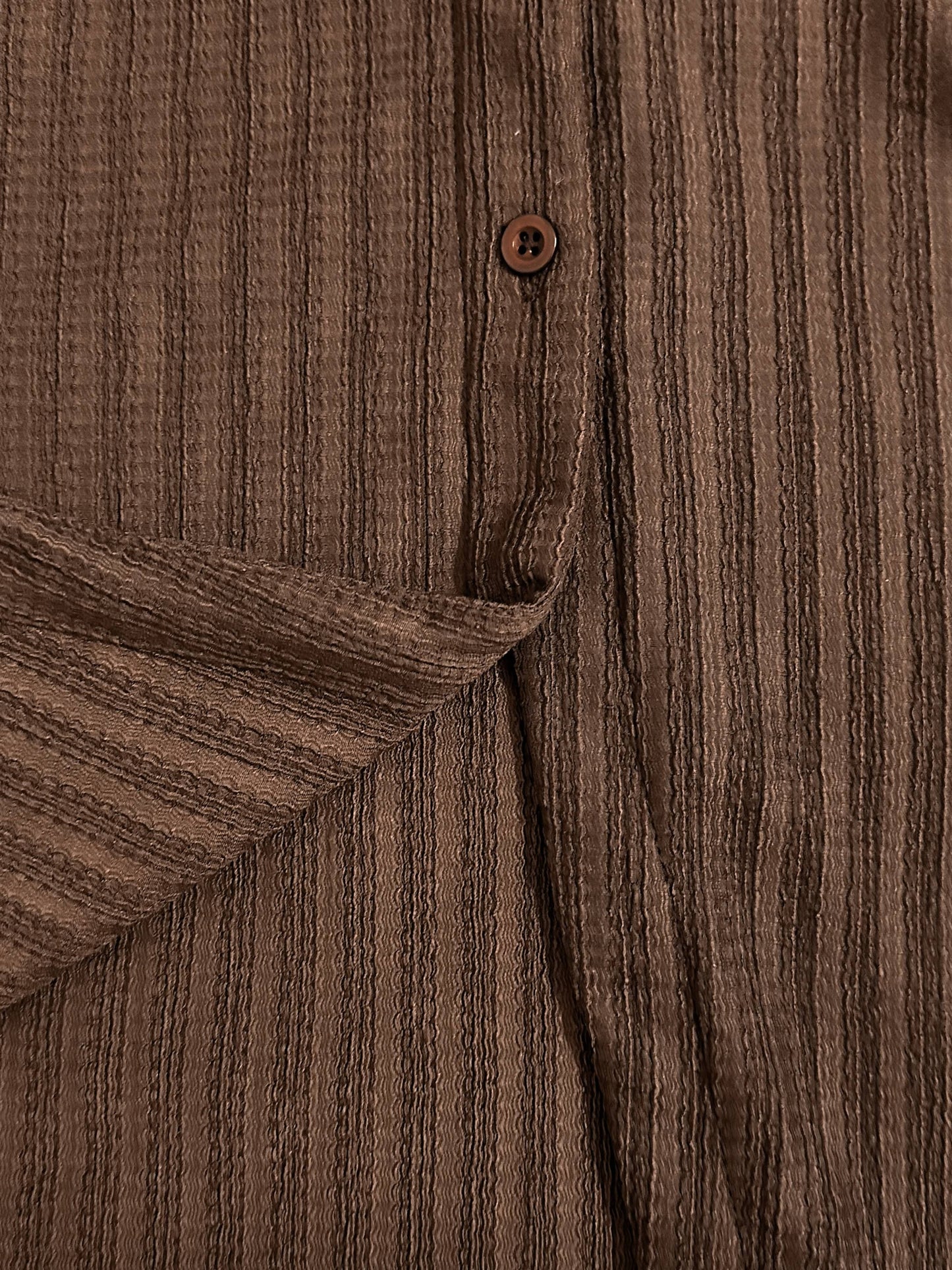 Chemise femme manches larges & bords ondulés