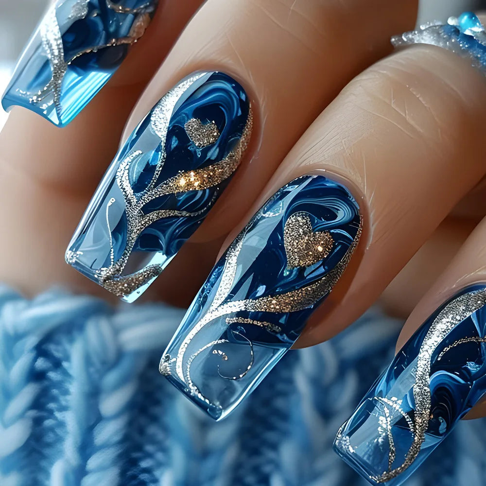 24 Ongles Press-On Bleus – Design Love & Rayures Dorée