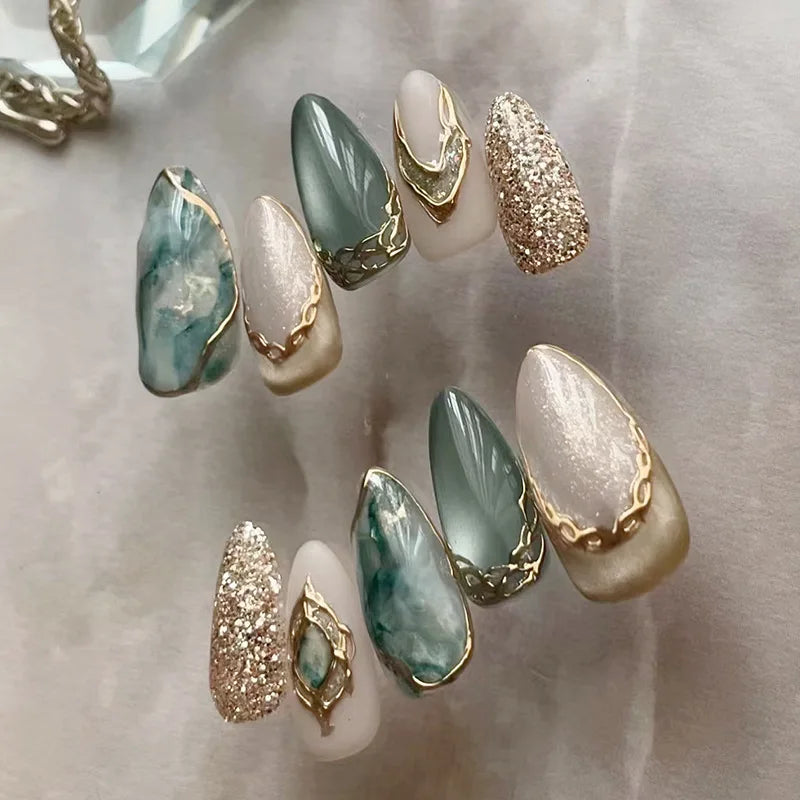 24 Faux Ongles Amande – Effet 3D Vert & Œil de Chat