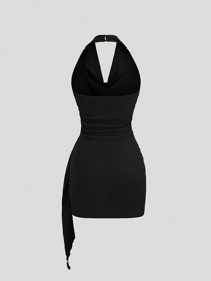Robe Femme Sexy – Col Drapé, Taille Froncée, Ourlet Asymétrique avec Boucles Métal, Parfaite pour Soirées et Fêtes
