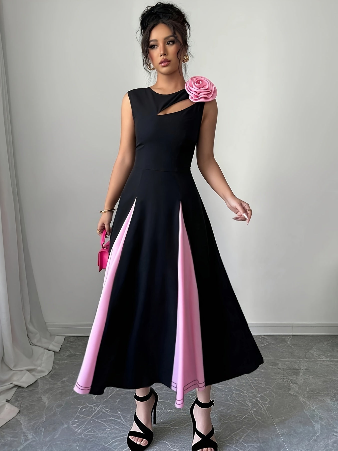 Robe Femme Sans Manches – Buste Colorblock, Découpes Modernes et Épaules Florales 3D, Ourlet Asymétrique