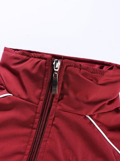 Veste streetwear au style rétro américain.